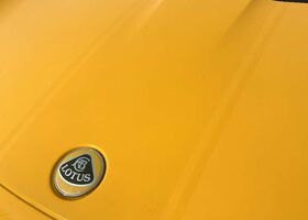 Желтый Лотус Elise, объемом двигателя 1.8 л и пробегом 52 тыс. км за 50484 $, фото 12 на Automoto.ua