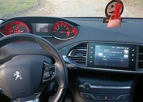 Пежо 308, об'ємом двигуна 1.2 л та пробігом 132 тис. км за 6436 $, фото 14 на Automoto.ua