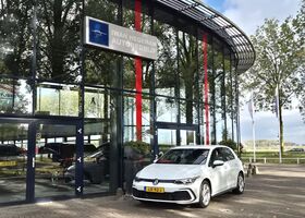 Фольксваген Golf GTE 2021 у Європі на Automoto.ua Білий Фольксваген Golf GTE, об'ємом двигуна 1.4 л та пробігом 71 тис. км за 30146 $, фото 2 на Automoto.ua