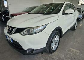 Ниссан Кашкай 2014 в Европе на Automoto.ua Белый Ниссан Кашкай, объемом двигателя 1.6 л и пробегом 195 тыс. км за 7900 $, фото 2 на Automoto.ua