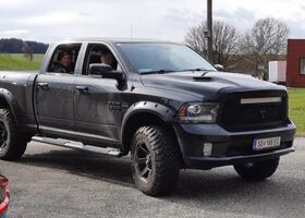 Чорний Ram 1500, об'ємом двигуна 0 л та пробігом 105 тис. км за 58315 $, фото 6 на Automoto.ua