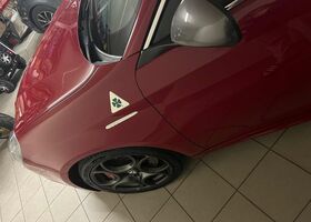 Червоний Альфа Ромео Giulietta, об'ємом двигуна 1.74 л та пробігом 94 тис. км за 24220 $, фото 3 на Automoto.ua
