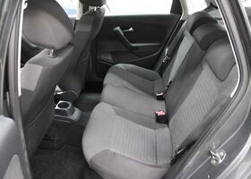 Фольксваген Поло 2009 у Європі на Automoto.ua Сірий Фольксваген Поло, об'ємом двигуна 1.39 л та пробігом 142 тис. км за 5781 $, фото 5 на Automoto.ua