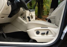 Фольксваген Тигуан 2014 в Европе на Automoto.ua Черный Фольксваген Тигуан, объемом двигателя 1.98 л и пробегом 226 тыс. км за 16363 $, фото 14 на Automoto.ua