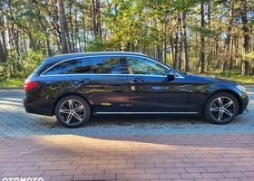 Мерседес Ц-Клас 2019 у Європі на Automoto.ua Чорний Мерседес Ц-Клас, об'ємом двигуна 1 л та пробігом 166 тис. км за 20073 $, фото 32 на Automoto.ua