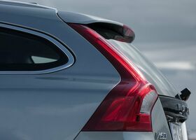 Volvo V60 2016 на тест-драйве, фото 17