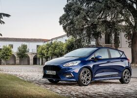 Ford Fiesta 2017 на тест-драйве, фото 8