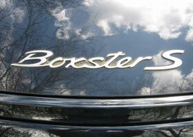Чорний Порше Boxster, об'ємом двигуна 3.18 л та пробігом 110 тис. км за 30711 $, фото 1 на Automoto.ua