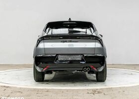 Альфа Ромео Джуниор 2025 в Европе на Automoto.ua Серый Альфа Ромео Джуниор, объемом двигателя 1 л и пробегом 350 тыс. км за 34601 $, фото 3 на Automoto.ua