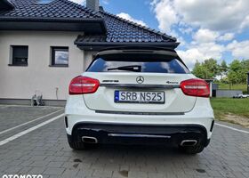 Мерседес ГЛА-Клас 2014 у Європі на Automoto.ua Білий Мерседес ГЛА-Клас, об'ємом двигуна 1 л та пробігом 158 тис. км за 18790 $, фото 17 на Automoto.ua