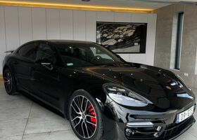 Порше Panamera, об'ємом двигуна 4 л та пробігом 29 тис. км за 134989 $, фото 3 на Automoto.ua