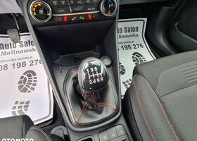 Форд Фієста 2022 у Європі на Automoto.ua Чорний Форд Фієста, об'ємом двигуна 1 л та пробігом 6 тис. км за 13293 $, фото 27 на Automoto.ua