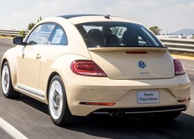 Volkswagen Beetle 2019 на тест-драйве, фото 2