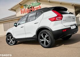 Вольво XC40, об'ємом двигуна 1.97 л та пробігом 145 тис. км за 25227 $, фото 2 на Automoto.ua