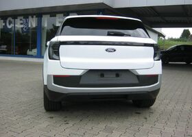 Форд Эксплорер 2024 в Европе на Automoto.ua Белый Форд Эксплорер, объемом двигателя 0 л и пробегом 10 тыс. км за 48411 $, фото 5 на Automoto.ua