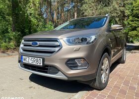 Форд Куга, объемом двигателя 1.5 л и пробегом 107 тыс. км за 18359 $, фото 2 на Automoto.ua