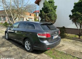 Тойота Авенсіс, об'ємом двигуна 1.8 л та пробігом 314 тис. км за 6048 $, фото 9 на Automoto.ua