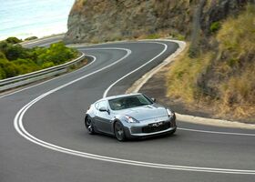 Nissan 370 Z 2018 на тест-драйве, фото 3