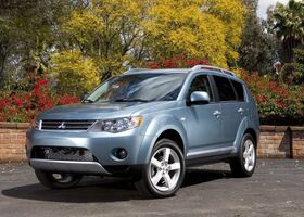 Мицубиси Аутлендер, Внедорожник / Кроссовер 2006 - 2012 II 2,0i (147) 4WD CVT