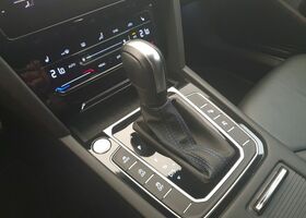 Фольксваген Arteon 2022 у Європі на Automoto.ua Сірий Фольксваген Arteon, об'ємом двигуна 1.98 л та пробігом 21 тис. км за 79649 $, фото 8 на Automoto.ua