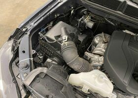 Сірий Ісузу D-Max, об'ємом двигуна 1.9 л та пробігом 31 тис. км за 30251 $, фото 17 на Automoto.ua