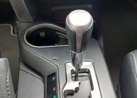 Тойота РАВ 4 2017 в Европе на Automoto.ua Белый Тойота РАВ 4, объемом двигателя 2.49 л и пробегом 114 тыс. км за 26718 $, фото 10 на Automoto.ua