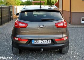 Кіа Sportage, об'ємом двигуна 2 л та пробігом 155 тис. км за 11598 $, фото 17 на Automoto.ua