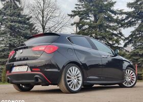 Альфа Ромео Giulietta, об'ємом двигуна 1.74 л та пробігом 250 тис. км за 9698 $, фото 2 на Automoto.ua