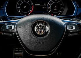 Фольксваген Arteon 2019 у Європі на Automoto.ua Сірий Фольксваген Arteon, об'ємом двигуна 1.5 л та пробігом 130 тис. км за 27312 $, фото 12 на Automoto.ua