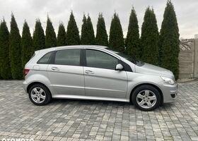 Мерседес Б-клас 2009 у Європі на Automoto.ua Мерседес Б-клас, об'ємом двигуна 1 л та пробігом 204 тис. км за 4335 $, фото 29 на Automoto.ua
