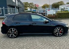 Фольксваген Гольф 2021 в Европе на Automoto.ua Черный Фольксваген Гольф, объемом двигателя 1.98 л и пробегом 73 тыс. км за 43279 $, фото 9 на Automoto.ua