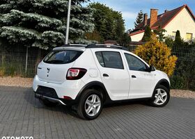 Дачия Sandero StepWay, объемом двигателя 1 л и пробегом 98 тыс. км за 5810 $, фото 5 на Automoto.ua