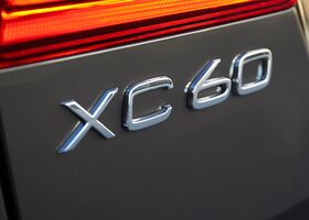 Volvo XC60 2018 на тест-драйве, фото 7