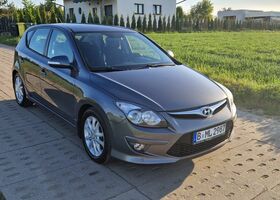 Хендай i30, объемом двигателя 1.4 л и пробегом 181 тыс. км за 4514 $, фото 7 на Automoto.ua