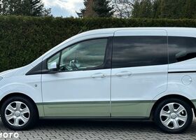 Форд Tourneo Courier, объемом двигателя 1 л и пробегом 127 тыс. км за 6026 $, фото 4 на Automoto.ua