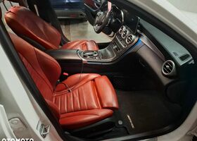 Мерседес Ц-Класс 2015 в Европе на Automoto.ua Белый Мерседес Ц-Класс, объемом двигателя 3 л и пробегом 191 тыс. км за 88900 $, фото 16 на Automoto.ua