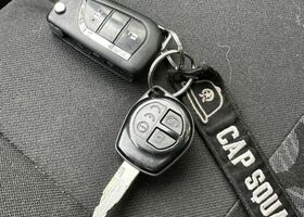 Сузукі Сплеш, об'ємом двигуна 1 л та пробігом 125 тис. км за 2981 $, фото 22 на Automoto.ua