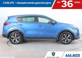 Киа Sportage, объемом двигателя 1.59 л и пробегом 64 тыс. км за 20302 $, фото 6 на Automoto.ua