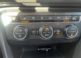 Фольксваген Тігуан 2020 у Європі на Automoto.ua Сірий Фольксваген Тігуан, об'ємом двигуна 1.5 л та пробігом 147 тис. км за 31272 $, фото 13 на Automoto.ua