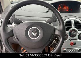 Рено Модус 2008 у Європі на Automoto.ua Срібний Рено Модус, об'ємом двигуна 1.6 л та пробігом 80 тис. км за 1751 $, фото 15 на Automoto.ua