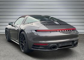 Сірий Порше 911, об'ємом двигуна 2.98 л та пробігом 15 тис. км за 160799 $, фото 14 на Automoto.ua