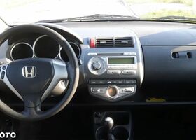 Хонда Джаз, об'ємом двигуна 1.34 л та пробігом 212 тис. км за 1836 $, фото 5 на Automoto.ua