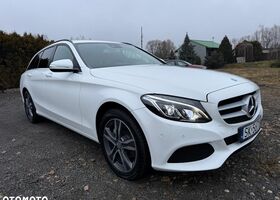 Мерседес Ц-Класс 2015 в Европе на Automoto.ua Белый Мерседес Ц-Класс, объемом двигателя 1 л и пробегом 280 тыс. км за 49900 $, фото 23 на Automoto.ua