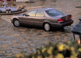Хонда Инспаер, Седан 1995 - 1998 (UA1/UA2) 2.5 i 20V S
