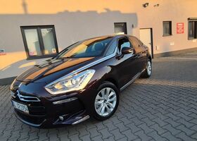 Ситроен ДС5 2014 в Европе на Automoto.ua Фиолетовый Ситроен ДС5, объемом двигателя 1 л и пробегом 219 тыс. км за 8693 $, фото 2 на Automoto.ua