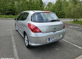 Пежо 308, объемом двигателя 1.56 л и пробегом 271 тыс. км за 2808 $, фото 3 на Automoto.ua