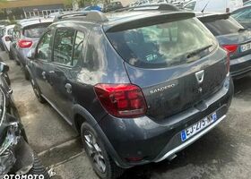 Дачия Sandero StepWay, объемом двигателя 1 л и пробегом 80 тыс. км за 4730 $, фото 4 на Automoto.ua