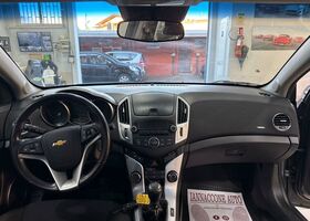 Шевроле Круз 2013 в Европе на Automoto.ua Серый Шевроле Круз, объемом двигателя 1.8 л и пробегом 192 тыс. км за 4200 $, фото 13 на Automoto.ua