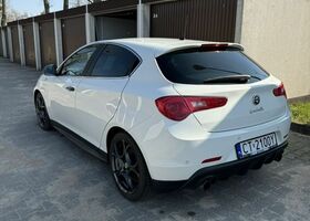 Альфа Ромео Giulietta, об'ємом двигуна 1.74 л та пробігом 226 тис. км за 11555 $, фото 4 на Automoto.ua