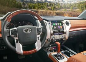 Посмотреть комплектации Toyota Tundra 2021